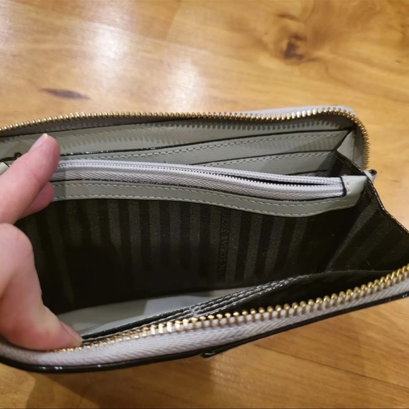 Y2K vintage retro Victoria’s Secret Crocodile Mint Green Wallet - Picture 7 of 10